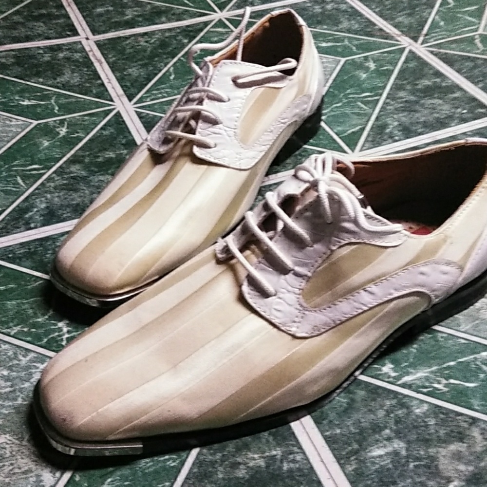 Dress shoes